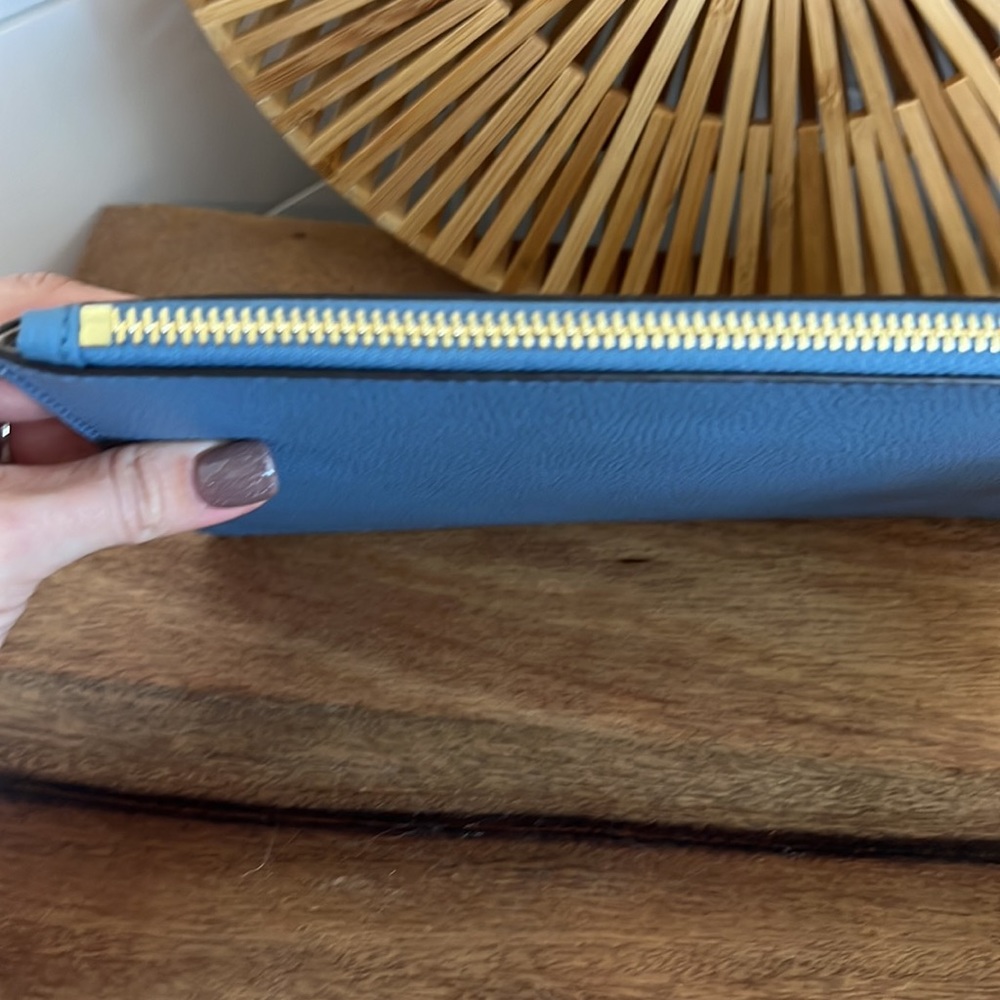 Michael Kors Jet Set Travel Clutch - Picture 13 of 17